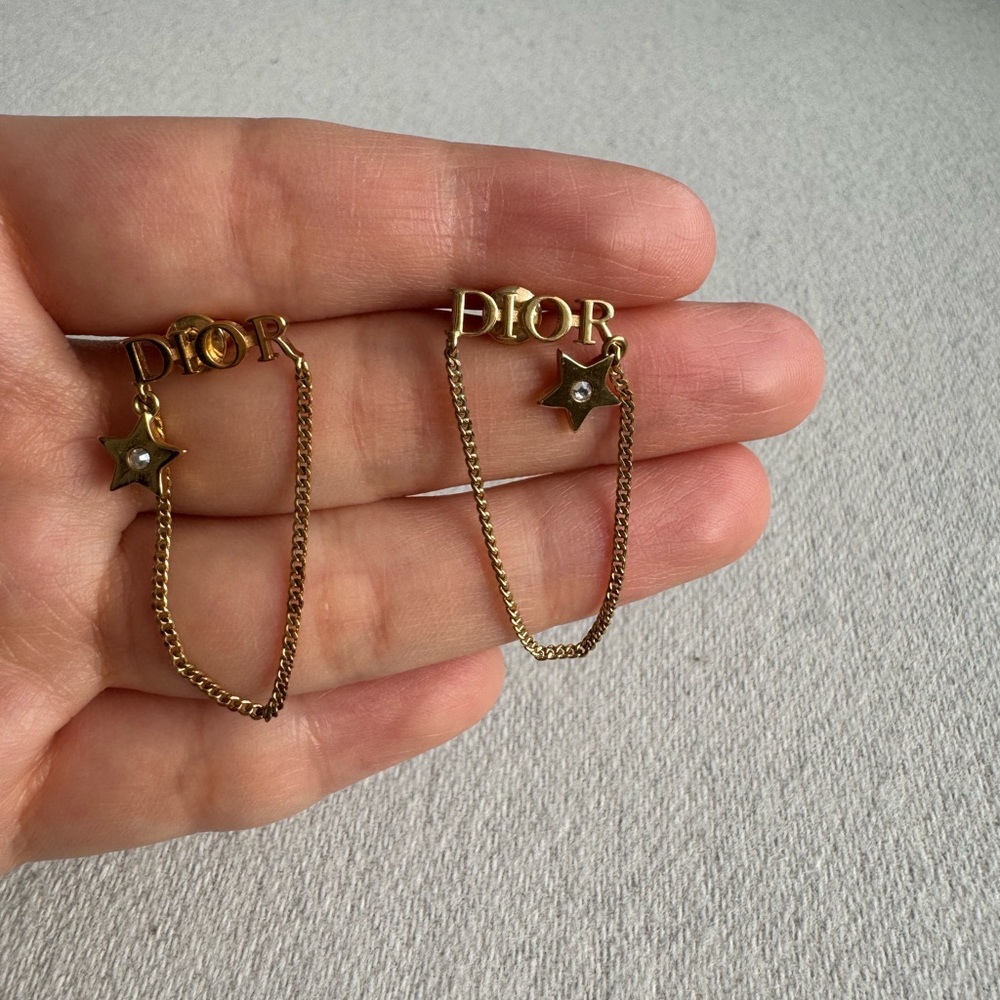 Dior Dio(r)evolution Earrings - Picture 2 of 6